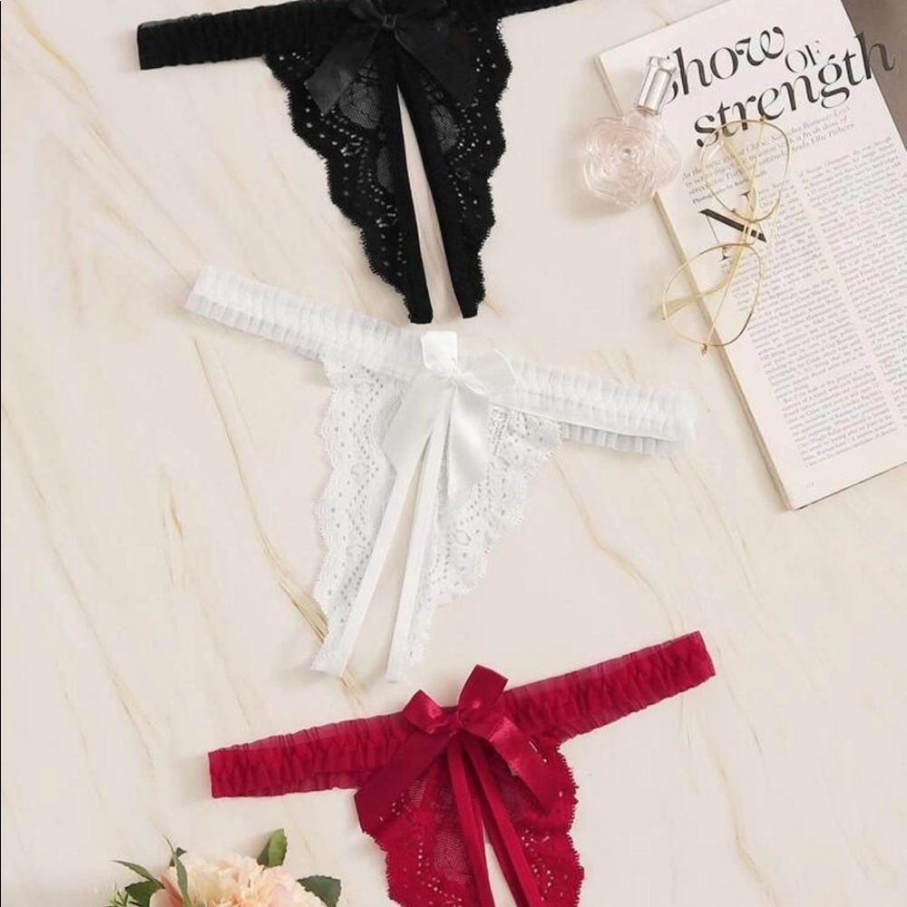 3 thongs